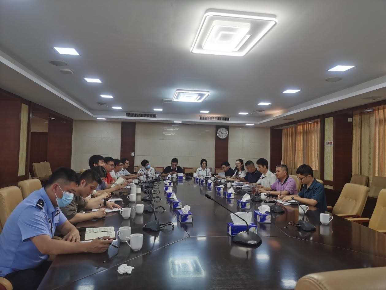 阳东区召开领导接听日工单督办会.jpg